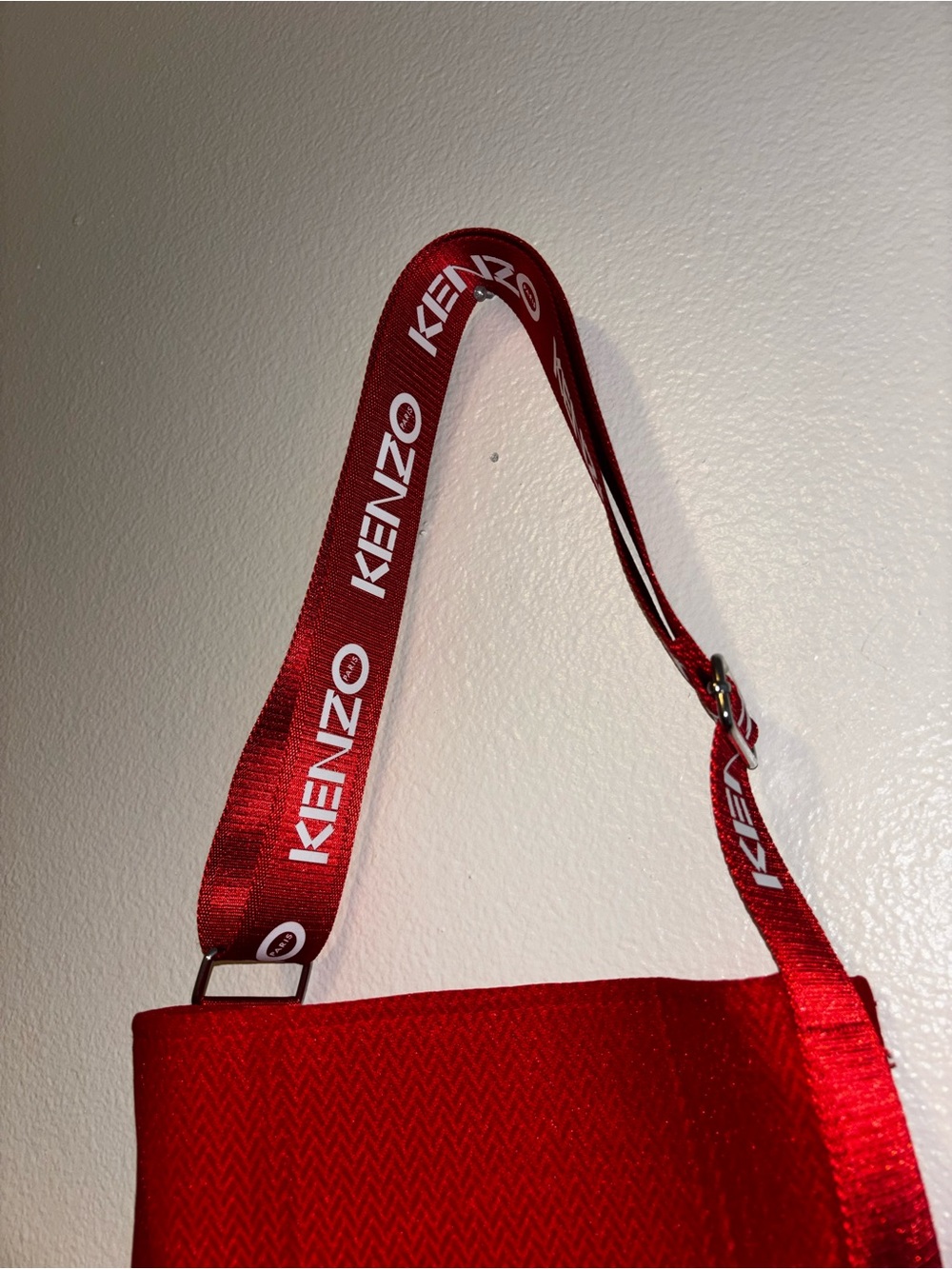 Kenzo Paris: Red Authentic Crossbody Shoulder tote bag- Vinyl/Nylon - Picture 6 of 10